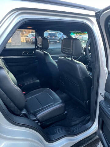 2017 Ford Explorer Sport