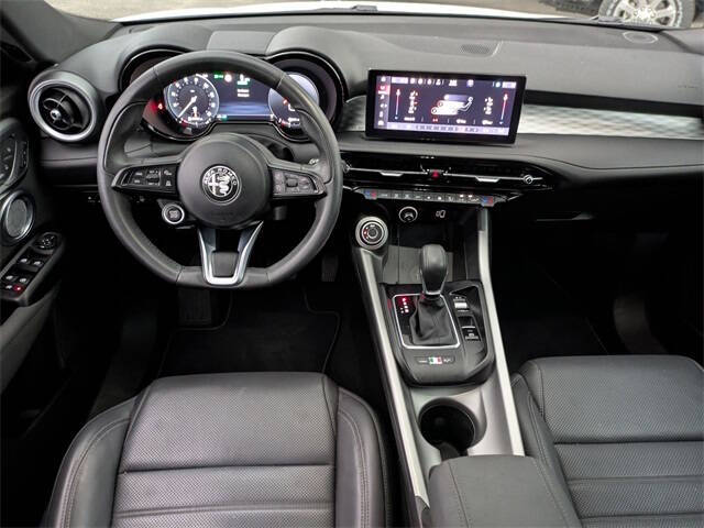 2024 Alfa Romeo Tonale Hybrid Ti