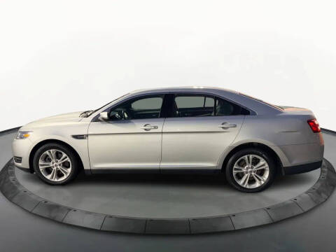 2017 Ford Taurus SEL
