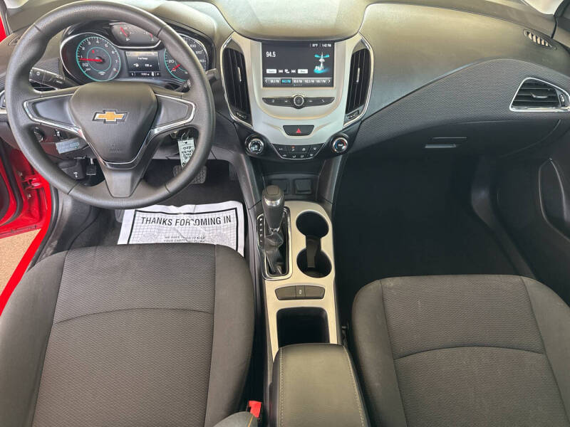 2018 Chevrolet Cruze LS Auto