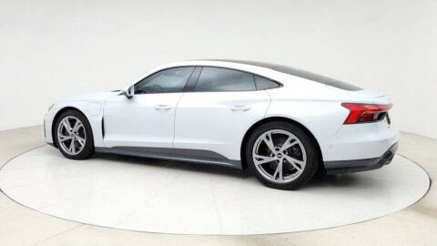 2024 Audi e-tron GT quattro Prestige