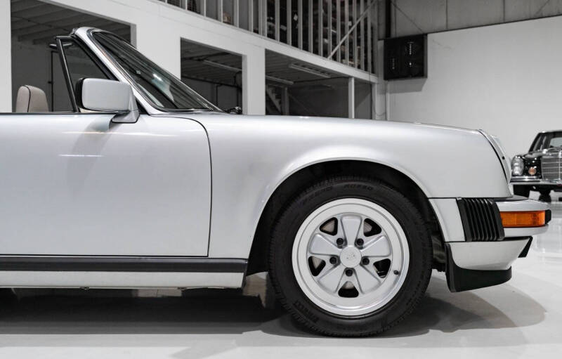 1989 Porsche 911 Carrera