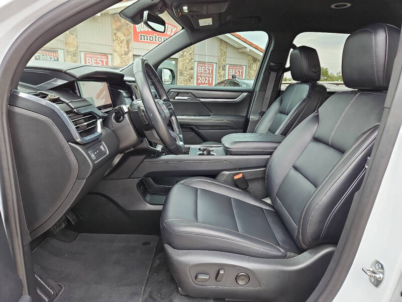 2024 GMC Acadia Elevation