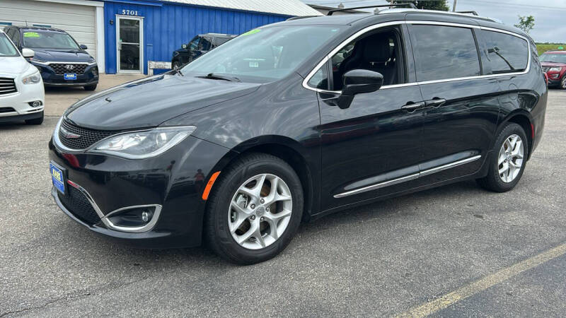 2020 Chrysler Pacifica Touring L