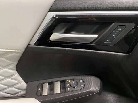 2025 Mitsubishi Outlander PHEV SEL