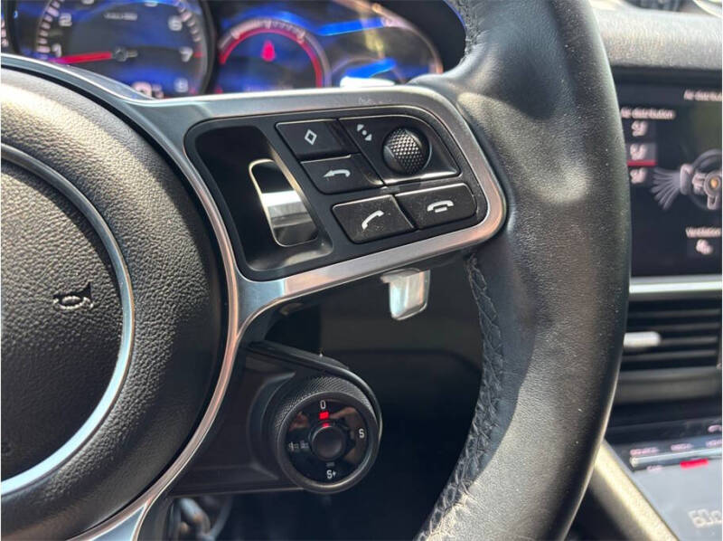 2019 Porsche Cayenne S