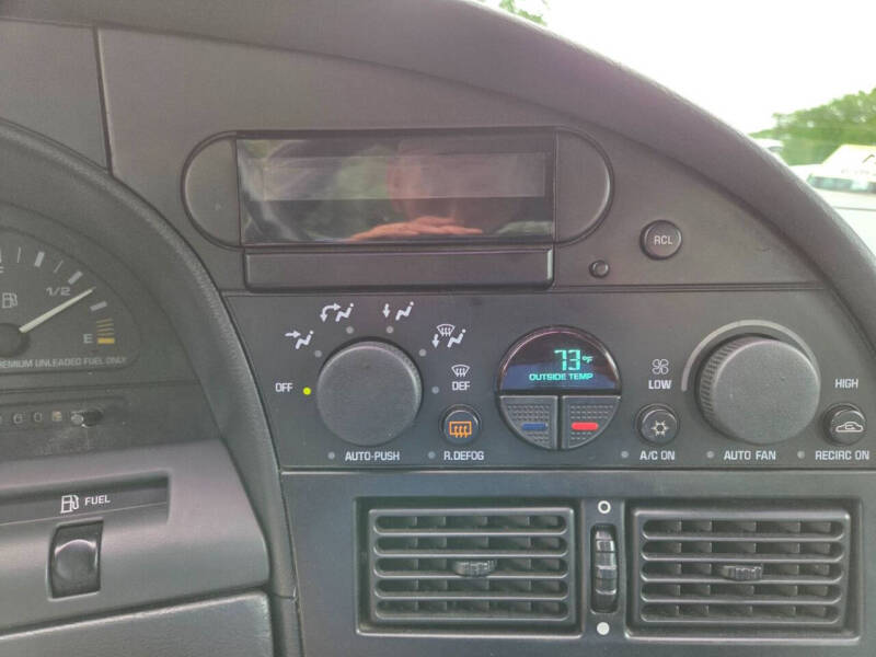 1999 Oldsmobile Aurora