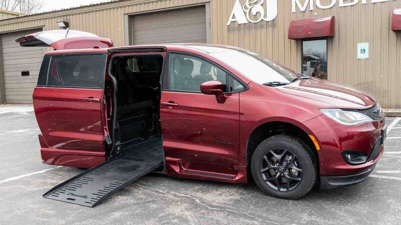 2020 Chrysler Pacifica for sale at A&J Mobility in Valders WI