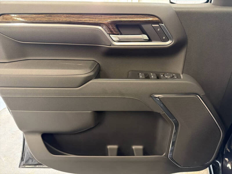 2026 GMC Sierra 1500 Elevation Standard