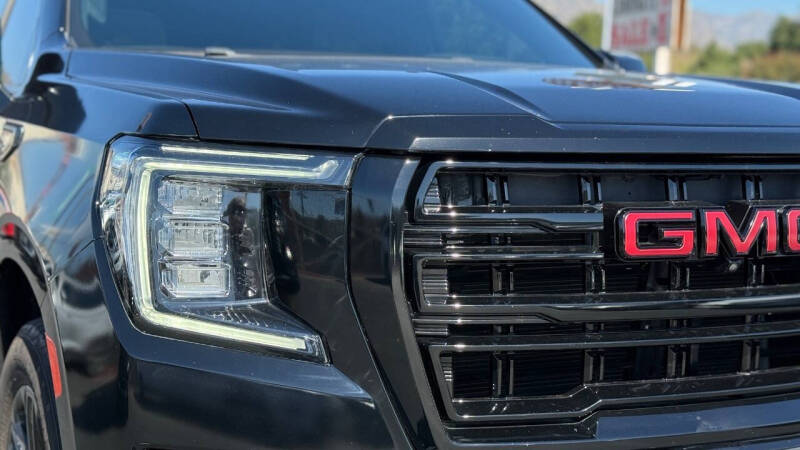 2022 GMC Yukon XL SLT