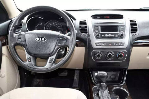 2015 Kia Sorento LX