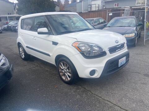 2013 Kia Soul for sale at Auto Link Seattle in Seattle WA