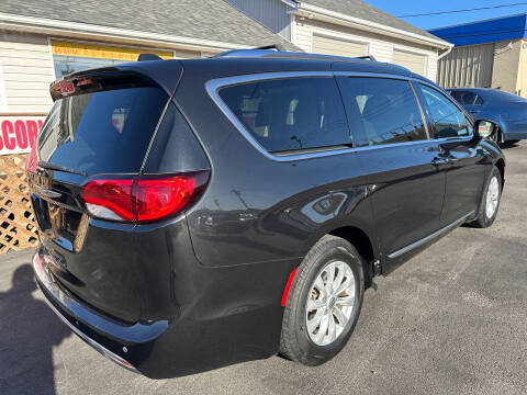2019 Chrysler Pacifica Touring L