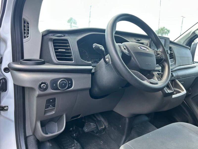 2025 Ford Transit