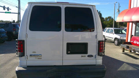 2011 Ford E-Series E-250