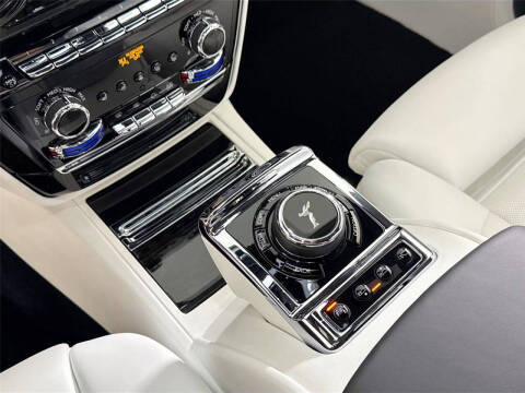 2023 Rolls-Royce Phantom