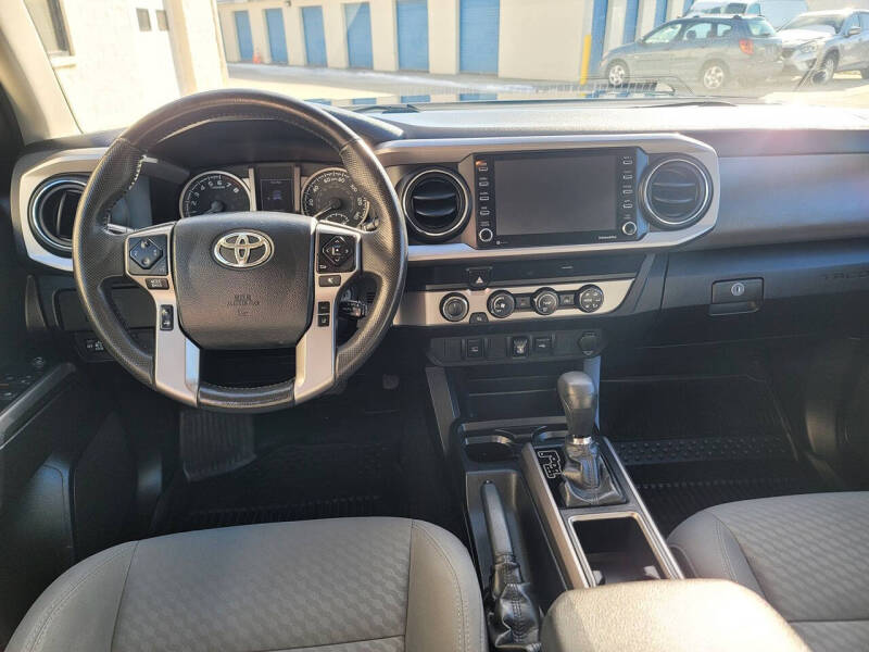 2020 Toyota Tacoma SR5 V6