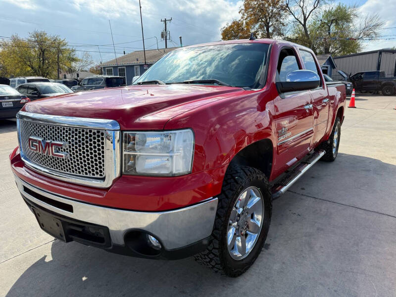 2013 GMC Sierra 1500 SLE photo 3