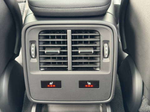 2025 Porsche Taycan 4S