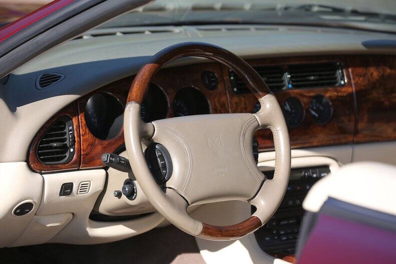 1997 Jaguar XK