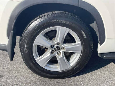 2020 Toyota Highlander L