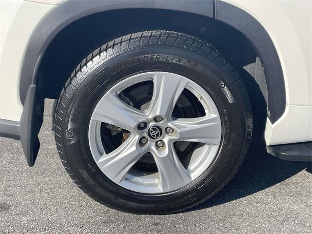 2020 Toyota Highlander L