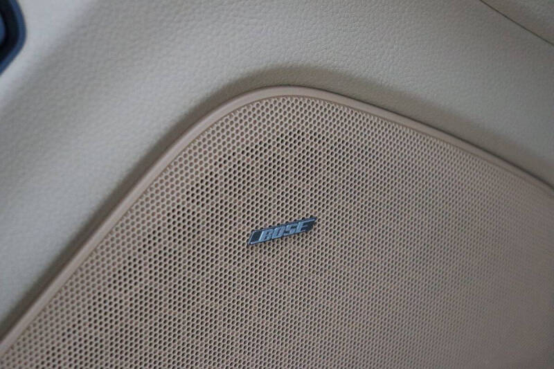 2016 Porsche Panamera Edition