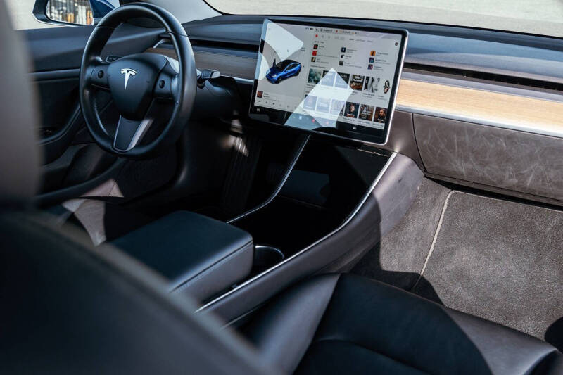 2019 Tesla Model 3 Long Range