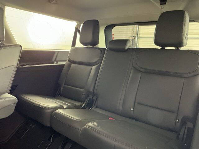 2027 Ford Expedition MAX Active