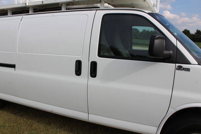 2014 Chevrolet Express Cargo Work Van photo 8