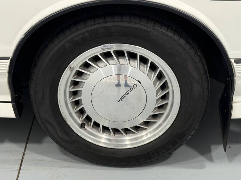 1990 Oldsmobile Toronado Trofeo