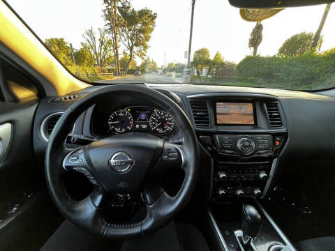 2015 Nissan Pathfinder