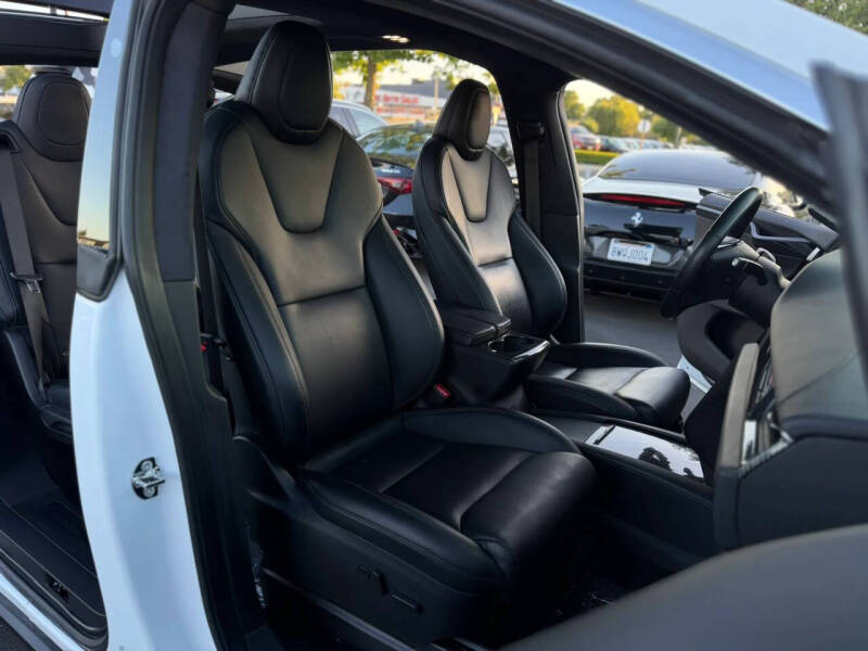 2020 Tesla Model X