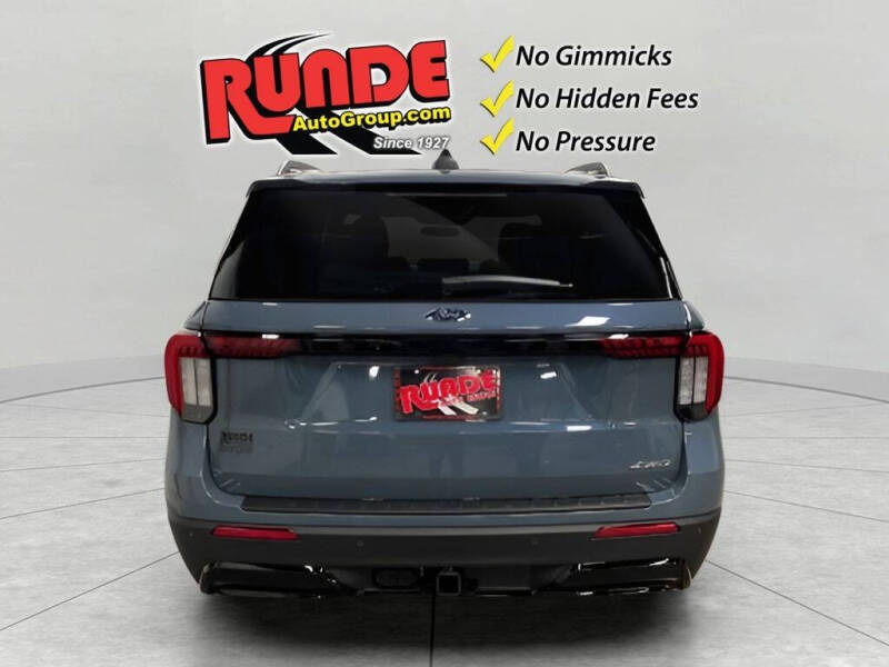 2026 Ford Explorer ST-Line