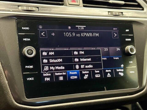 2022 Volkswagen Tiguan SE