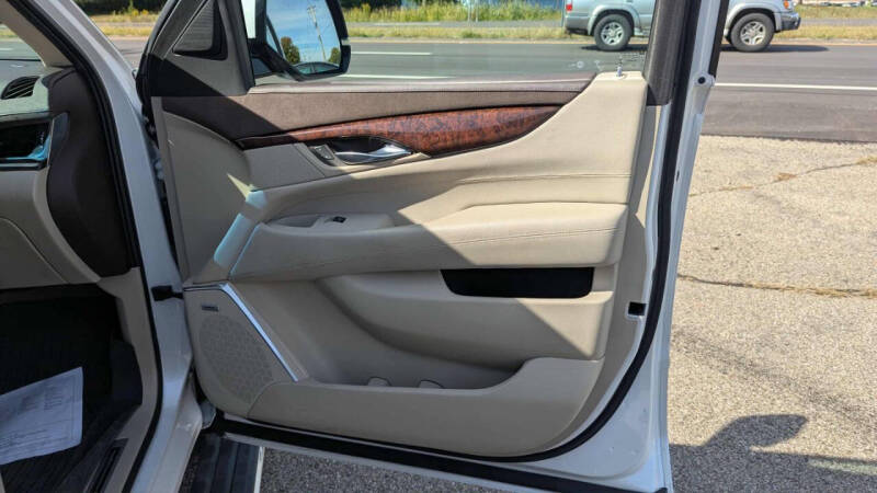 2016 Cadillac Escalade Premium Collection