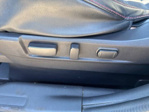 2020 Mitsubishi Outlander LE