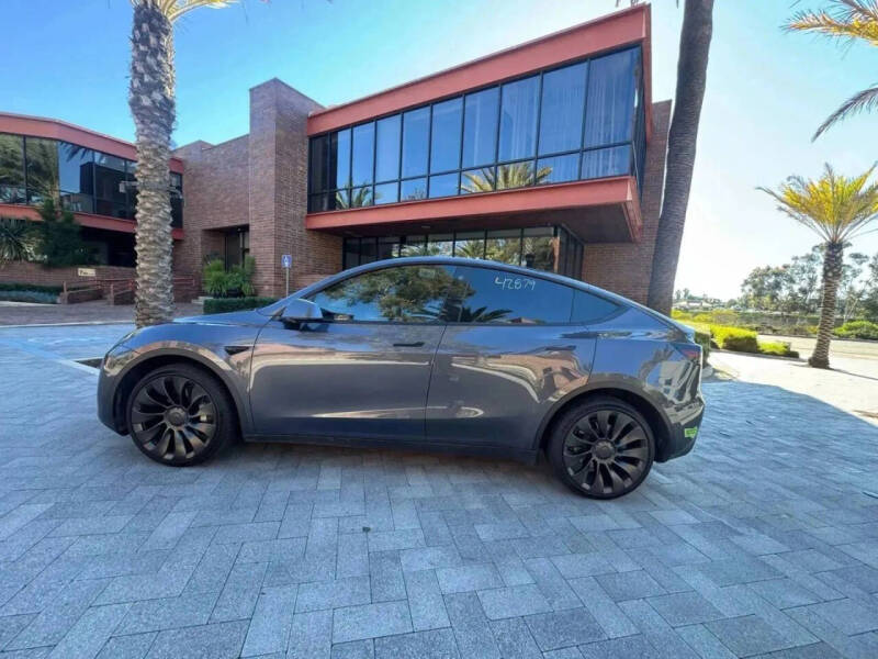 2024 Tesla Model Y Long Range