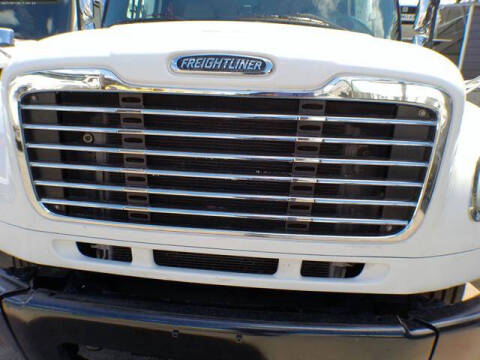 2017 Freightliner M2 106