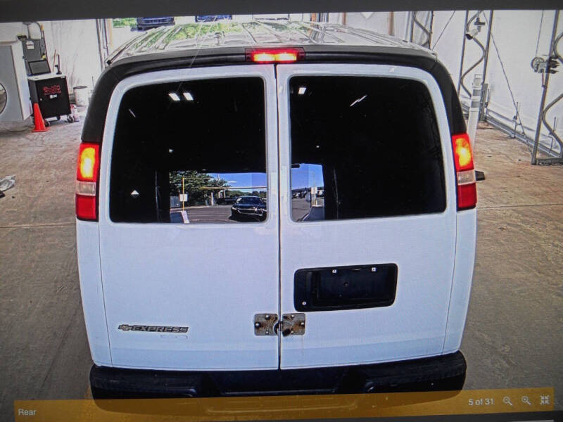 2013 Chevrolet Express 2500