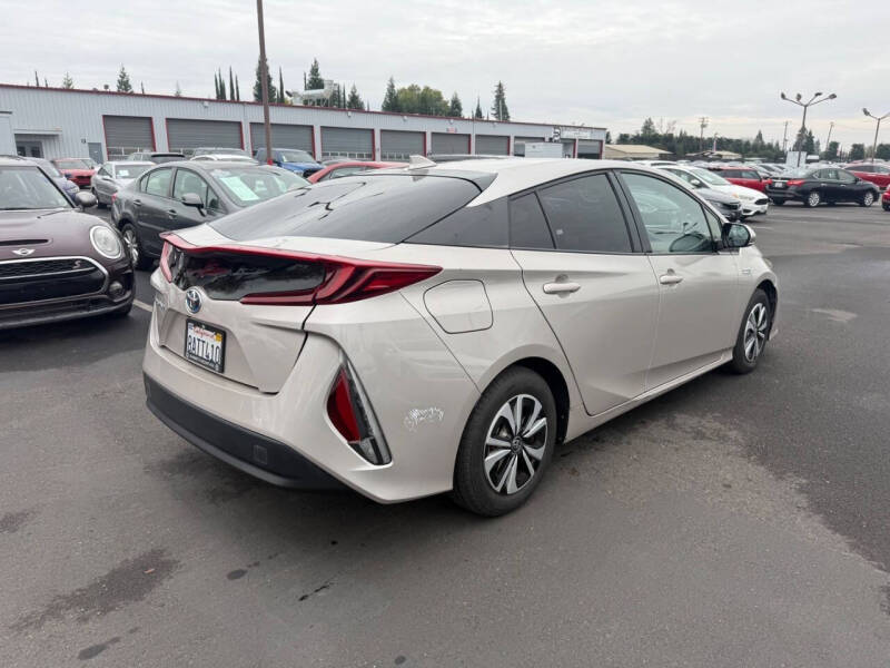 2017 Toyota Prius Prime Advanced