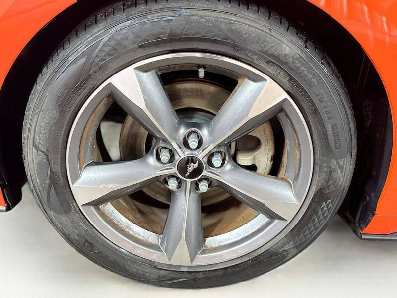 2015 Ford Mustang V6