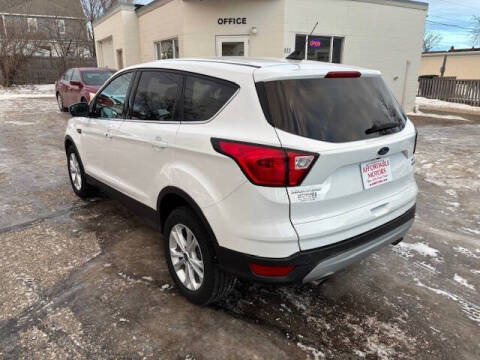 2019 Ford Escape SE