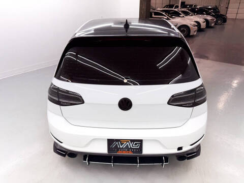 2019 Volkswagen Golf GTI SE