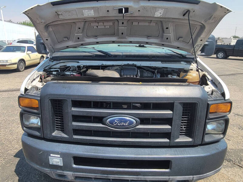 2011 Ford E-Series E-250