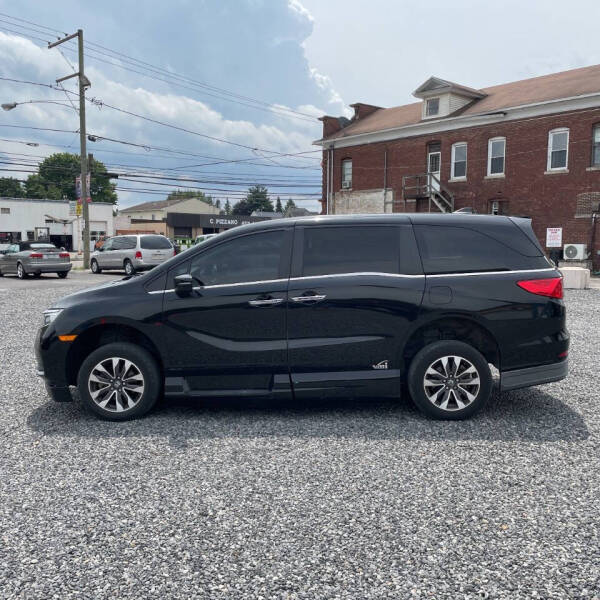 Used 2022 Honda Odyssey EX-L with VIN 5FNRL6H70NB012127 for sale in Hudson, NH