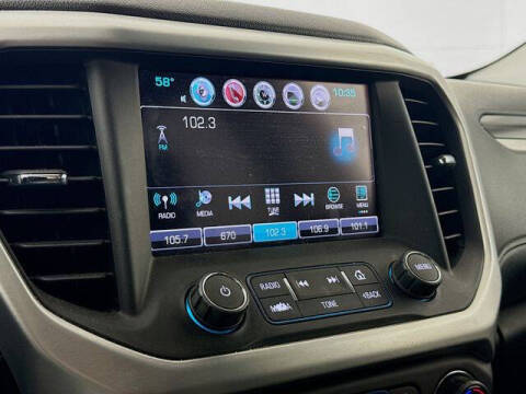 2017 GMC Acadia SLT-1