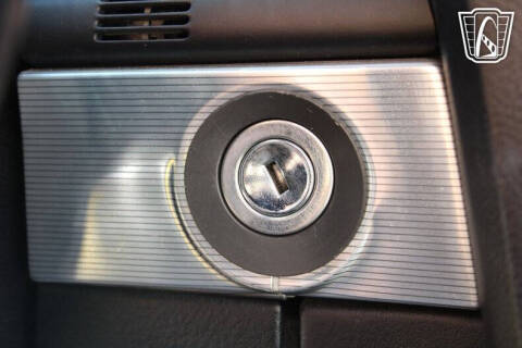 2004 Ford Thunderbird Deluxe