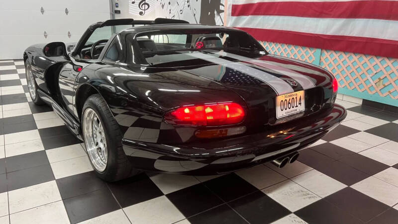 1996 Dodge Viper RT/10