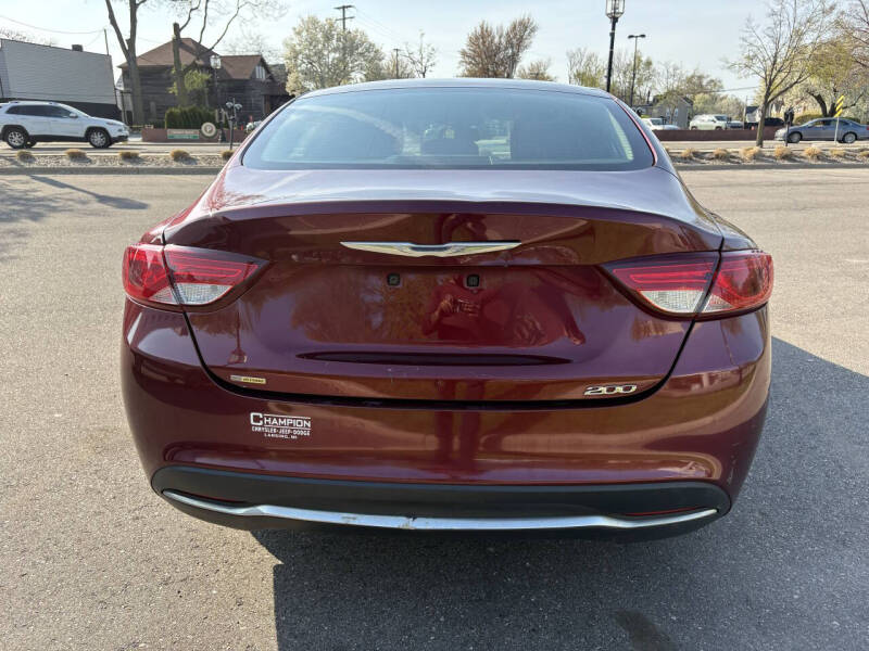 2015 Chrysler 200 Limited